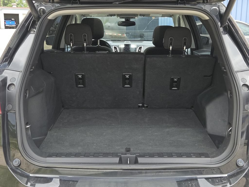 Used 2019 Chevrolet Equinox LT w/ Sun & Navigation Package FWD image 11