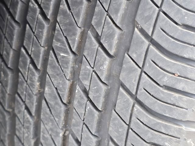 Used 2025 Chrysler Voyager LX image 19