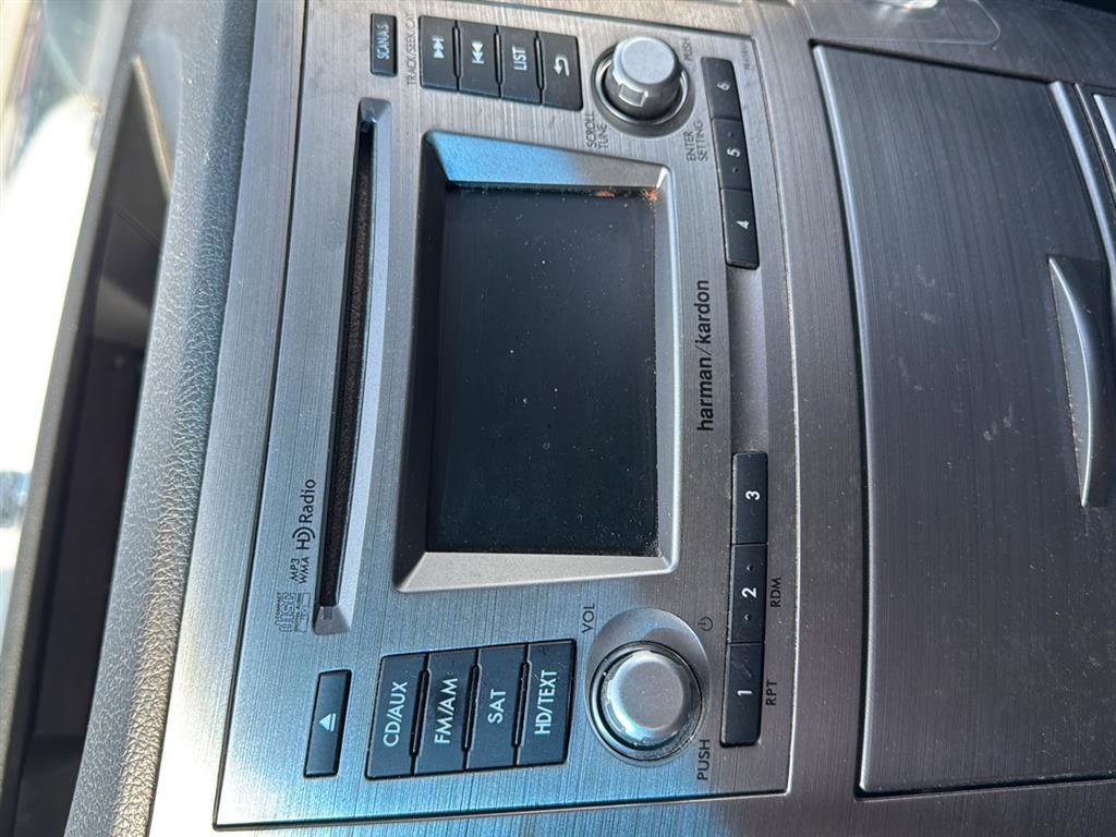 Used 2014 Subaru Outback 2.5i Limited image 18