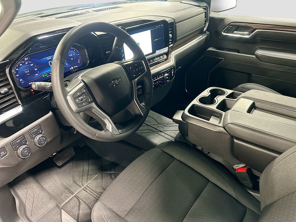 New 2025 Chevrolet Silverado 1500 RST w/ LPO, Dark Essentials Package image 9