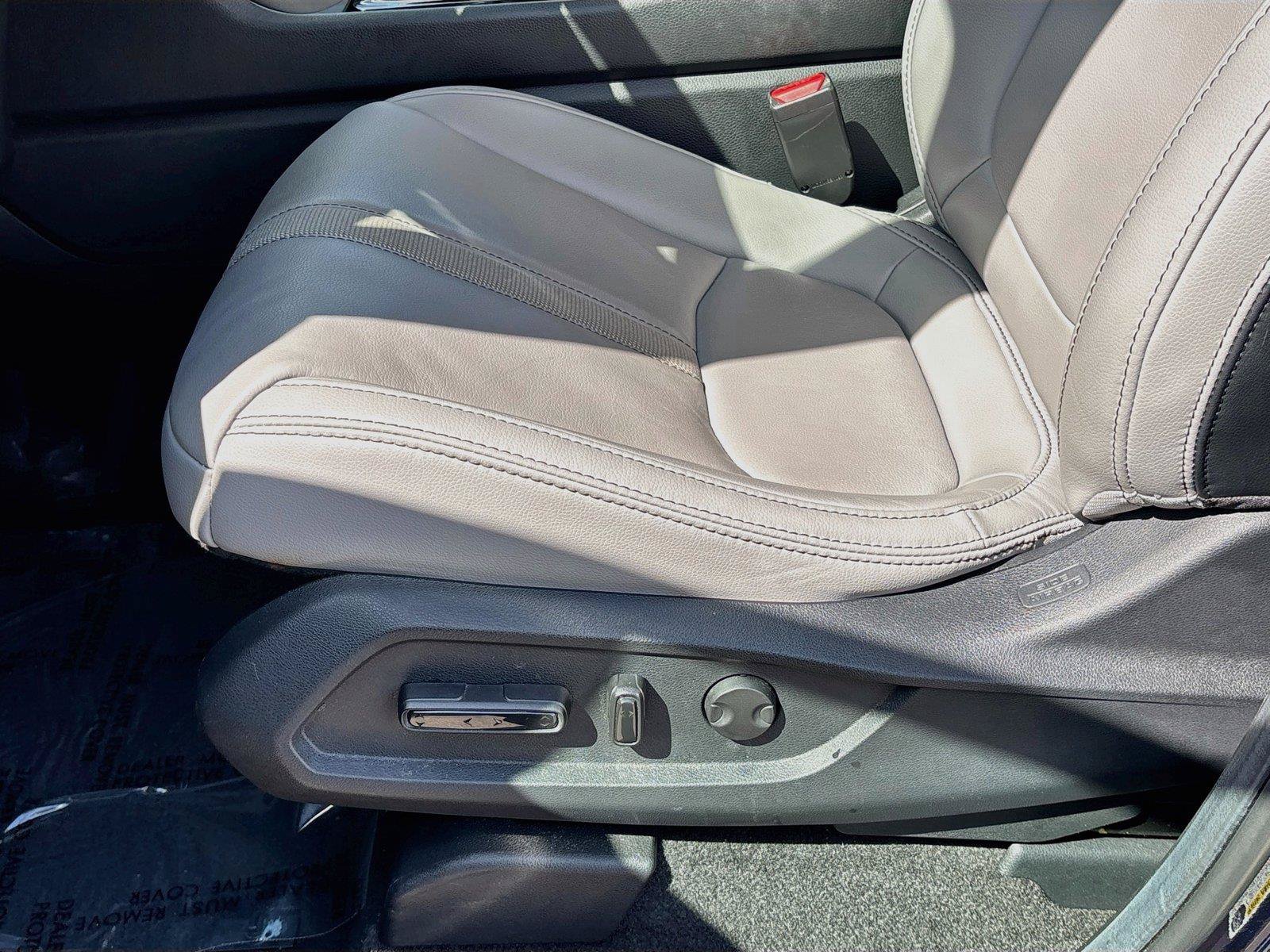 Used 2024 Honda Pilot Touring image 19