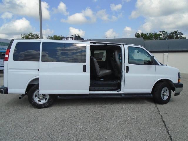 Certified 2025 Chevrolet Express 3500 LT w/ LT Preferred Equipment Group RWD image 19