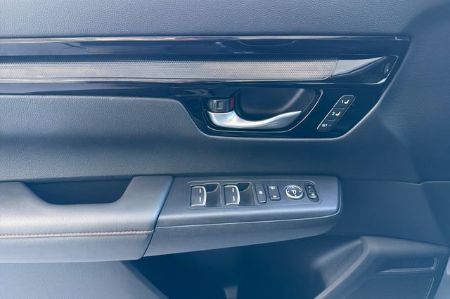 Certified 2025 Honda CR-V Sport Touring image 13