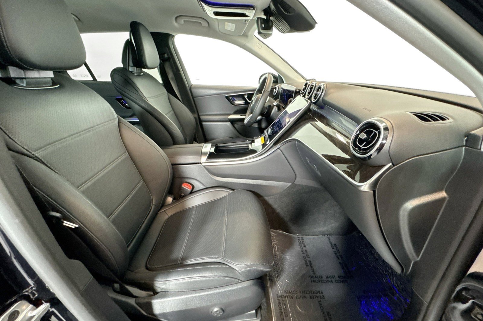 Certified 2025 Mercedes-Benz GLC 350e 4MATIC image 26