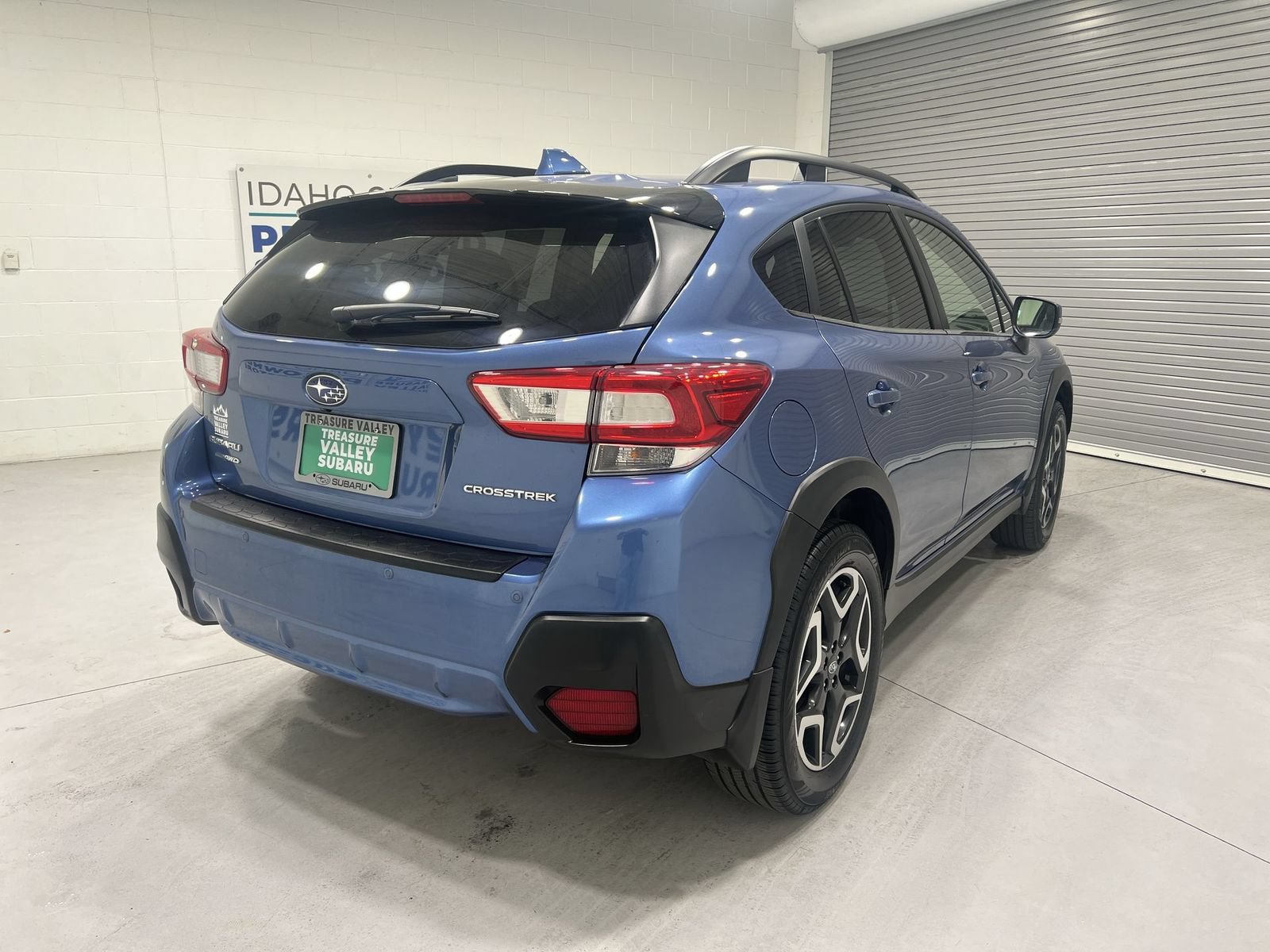 Used 2019 Subaru Crosstrek 2.0i Limited w/ Moonroof Package w/Navigation AWD/4WD image 8