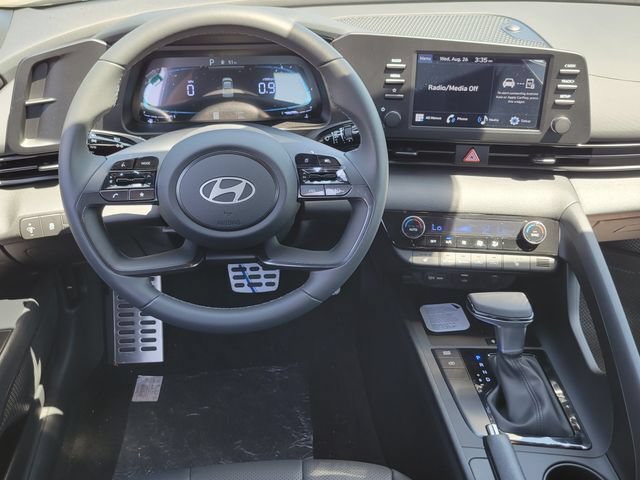 New 2026 Hyundai Elantra SEL Sport FWD image 6