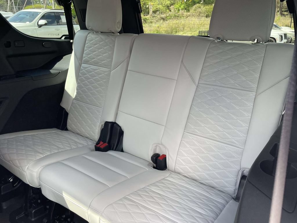 Used 2026 Cadillac Escalade V AWD/4WD image 12