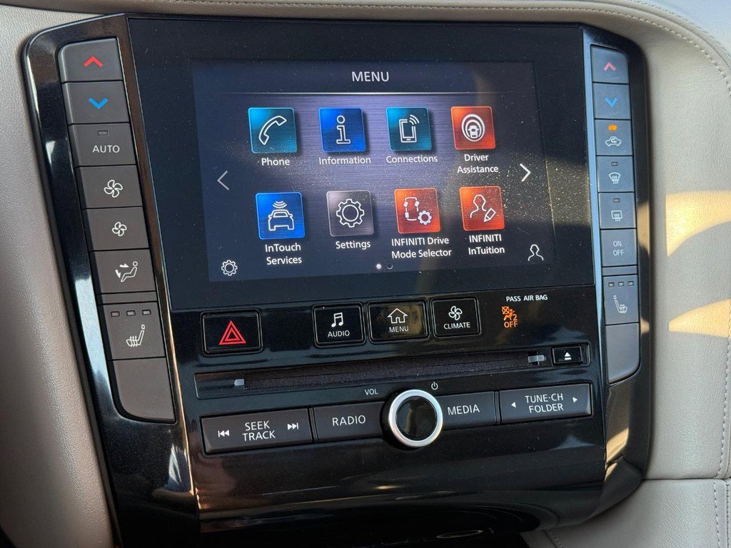 Used 2024 INFINITI QX50 Luxe image 18