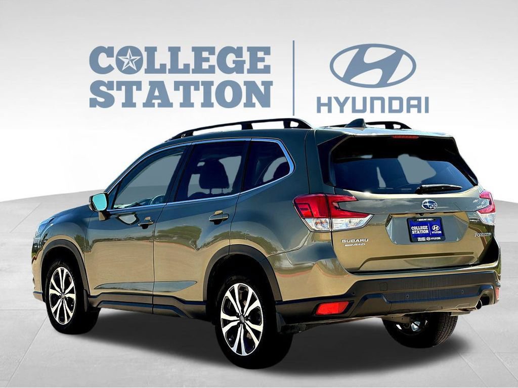 Used 2022 Subaru Forester Limited AWD/4WD image 8
