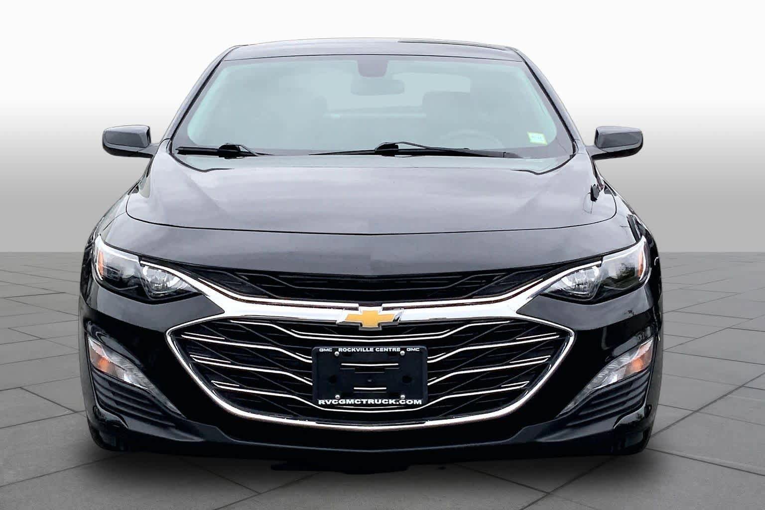 Used 2022 Chevrolet Malibu LT FWD image 4