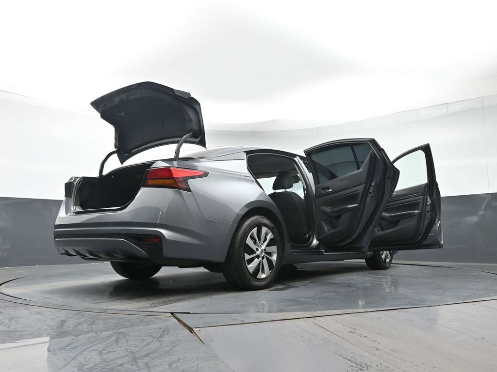 Used 2022 Nissan Altima 2.5 S FWD image 45