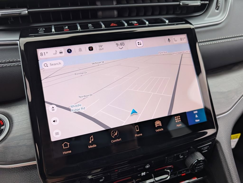 New 2025 Jeep Grand Cherokee Limited w/ Black Appearance Package image 27