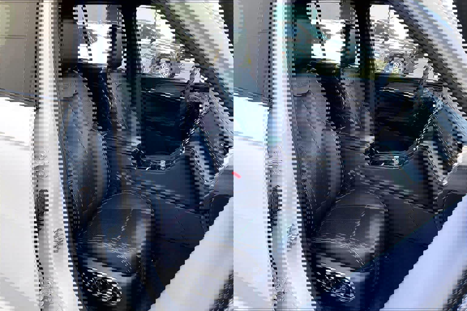 Used 2022 Jeep Grand Cherokee Overland w/ Luxury Tech Group IV image 9