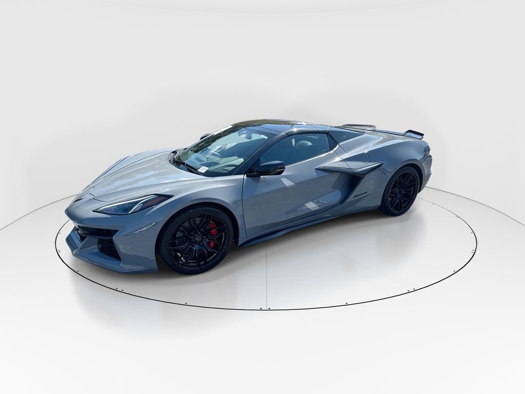 Used 2024 Chevrolet Corvette Z06 w/ Stealth Interior Trim Package RWD image 4