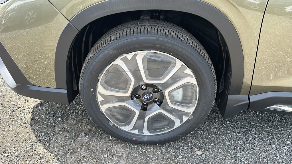 New 2025 Subaru Ascent Limited image 5