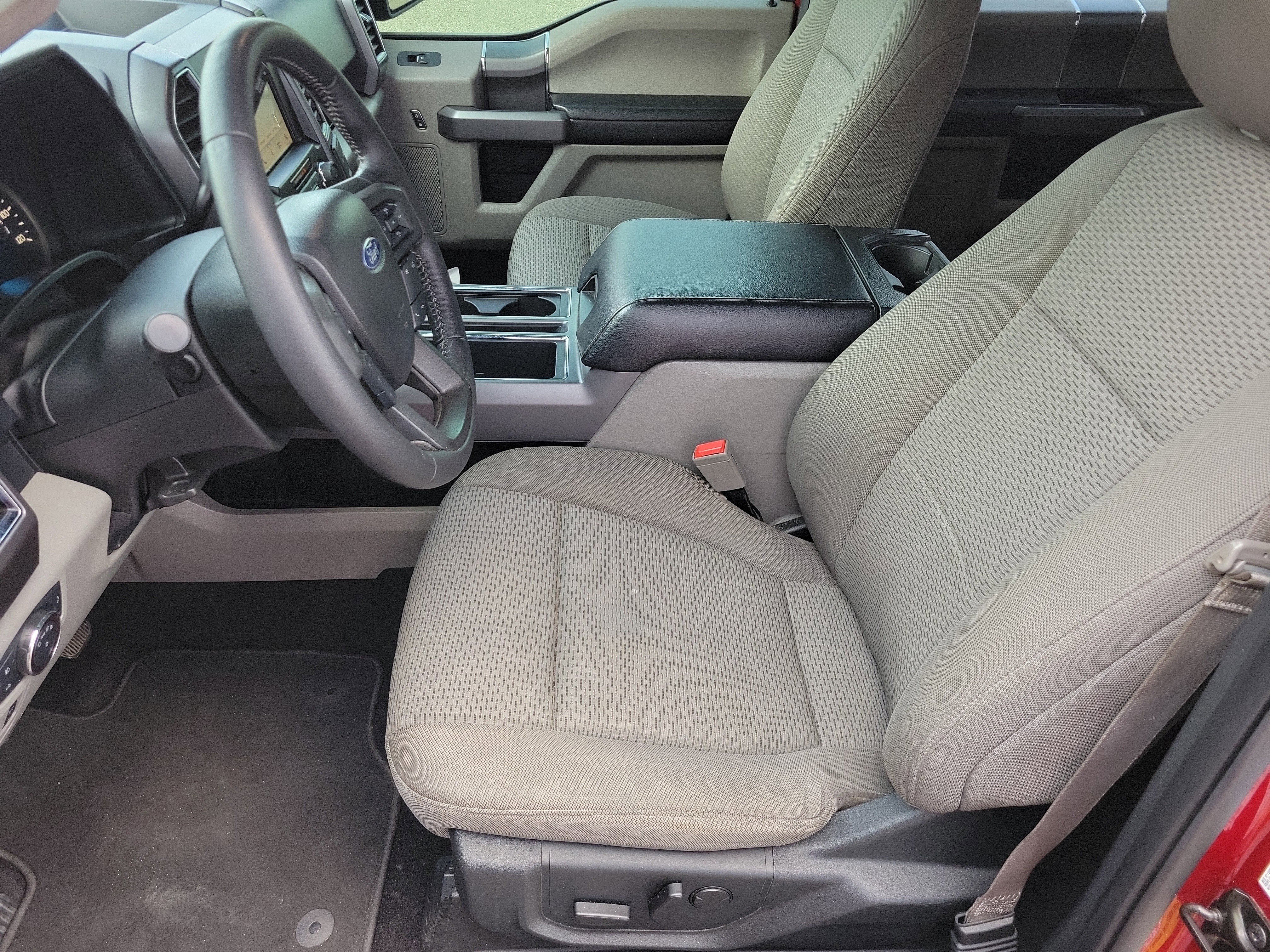Used 2019 Ford F150 XLT w/ Equipment Group 302A Luxury RWD image 9
