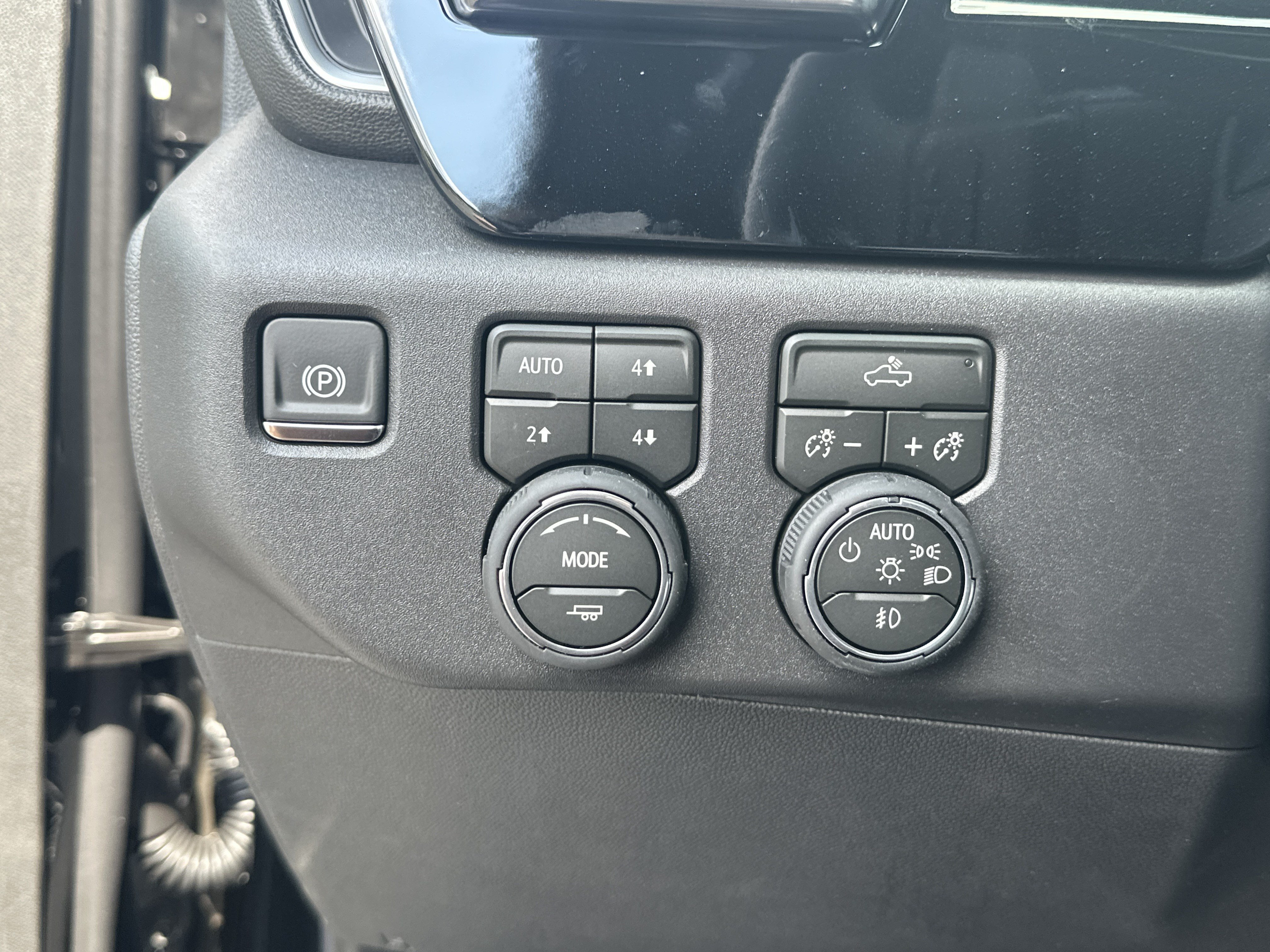 New 2026 Chevrolet Silverado 1500 LT Trail Boss w/ Convenience Package II AWD/4WD image 23