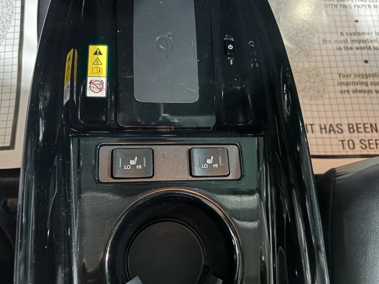 Used 2022 Toyota Prius Prime XLE FWD image 23