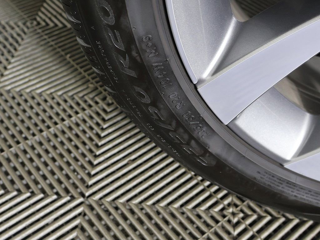 Used 2022 Land Rover Range Rover Evoque SE image 23