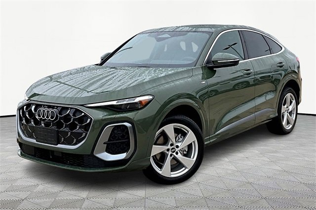 New 2025 Audi Q5 Premium Plus