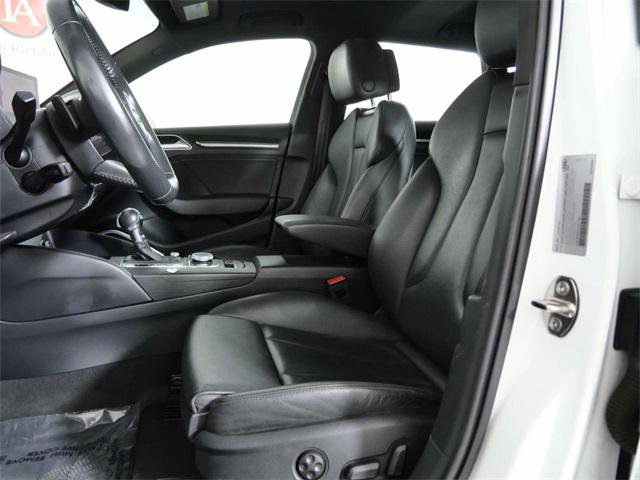 Used 2018 Audi A3 e-tron Premium Plus w/ Technology Package image 17