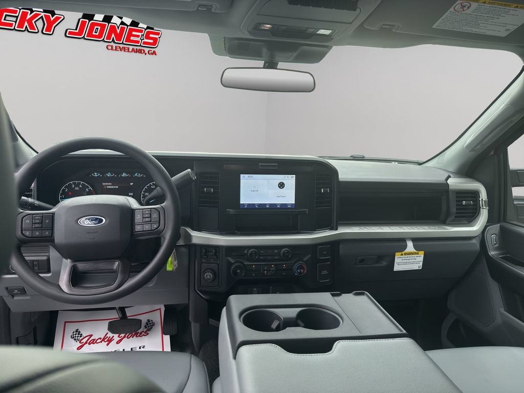 Used 2025 Ford F250 XL w/ 360-Degree Camera Package RWD image 18