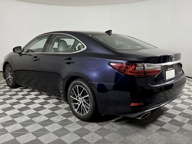 Used 2018 Lexus ES 350 w/ Luxury Package w/Wood Trim FWD image 6