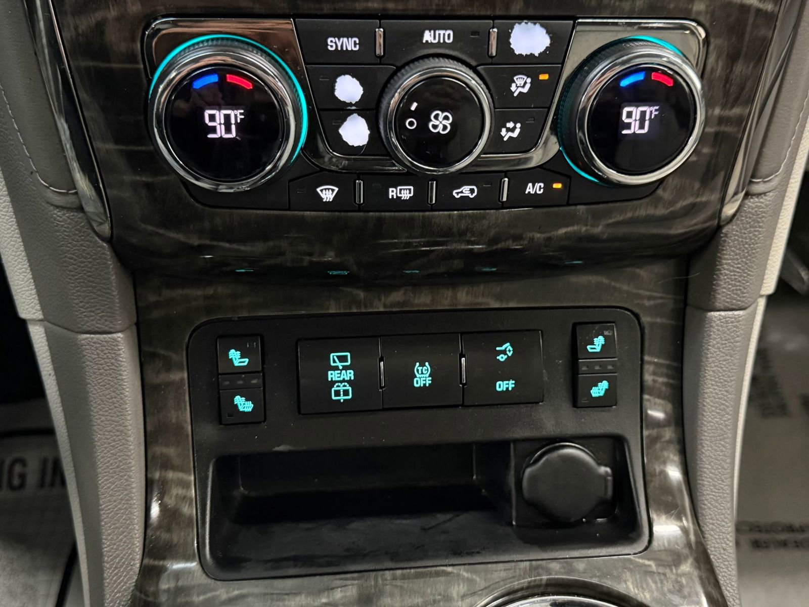 Used 2013 Buick Enclave Leather w/ LPO, Cargo Convenience Pkg image 36