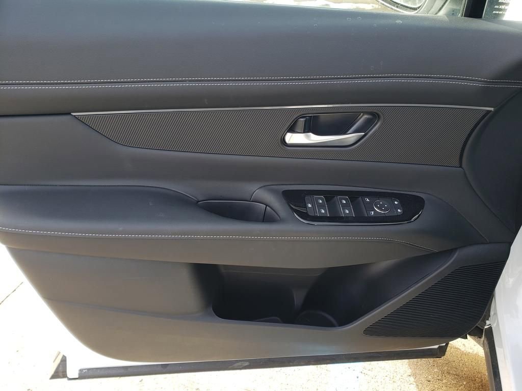 Certified 2025 Nissan Murano SV AWD/4WD image 15