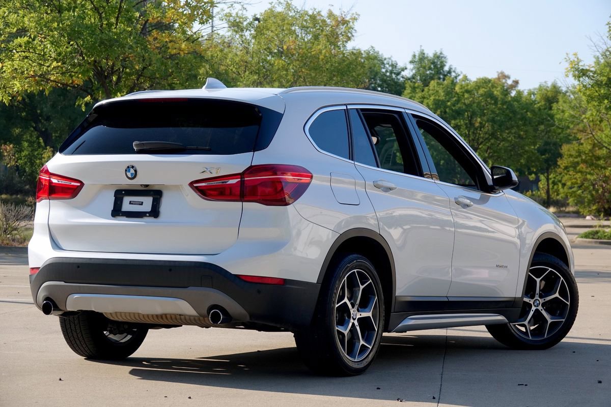 Used 2017 BMW X1 sDrive28i image 3