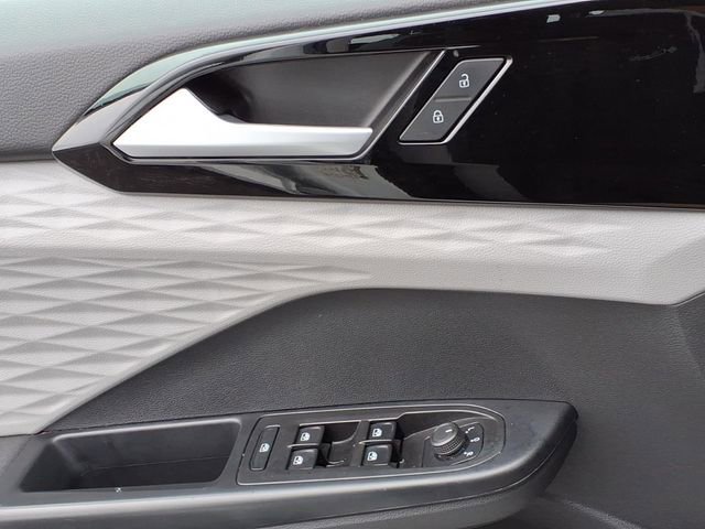 Used 2024 Volkswagen Taos S image 19