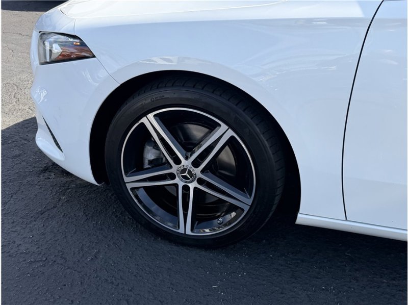 Used 2019 Mercedes-Benz A 220 image 12