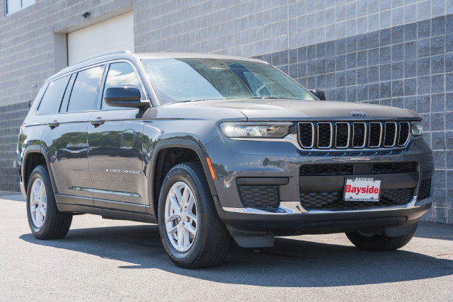 Used 2023 Jeep Grand Cherokee L Laredo AWD/4WD image 2