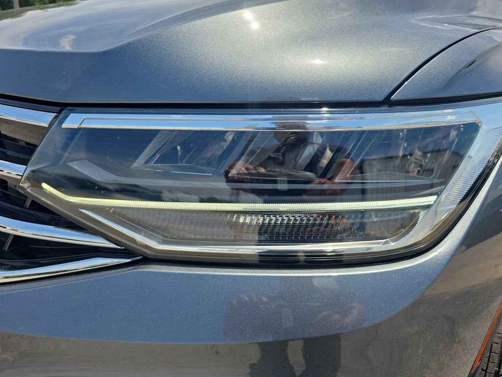 Certified 2024 Volkswagen Tiguan Wolfsburg Edition w/ Panoramic Sunroof Package FWD image 28