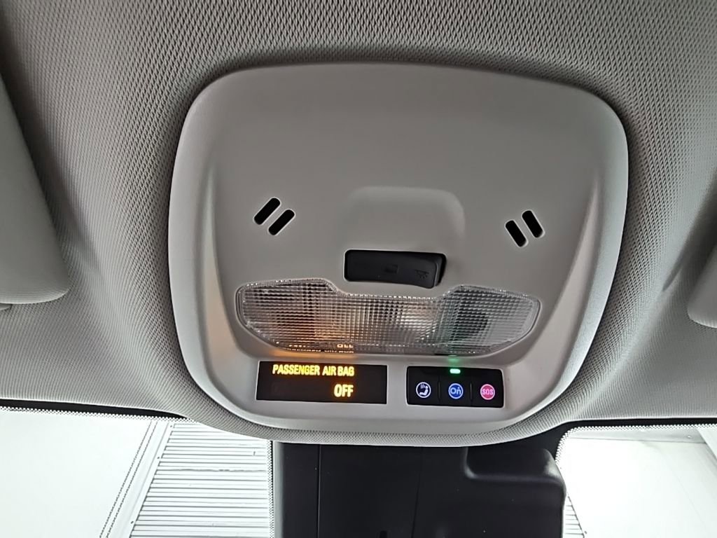 Used 2024 Chevrolet Trax ACTIV w/ Driver Confidence Package image 22