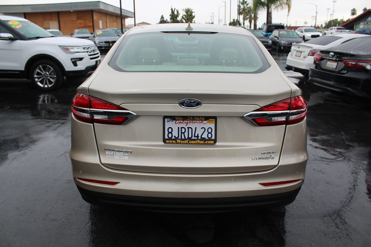 Used 2019 Ford Fusion SEL image 6