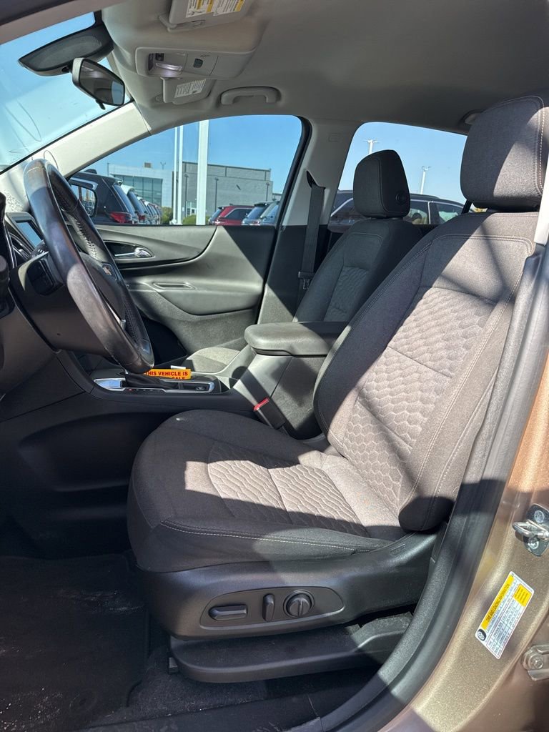 Used 2019 Chevrolet Equinox LT image 10