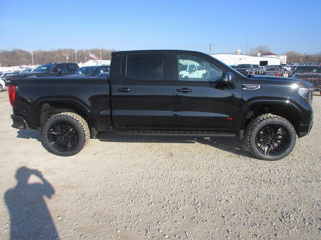 New 2026 GMC Sierra 1500 AT4 w/ AT4 Premium Package image 3