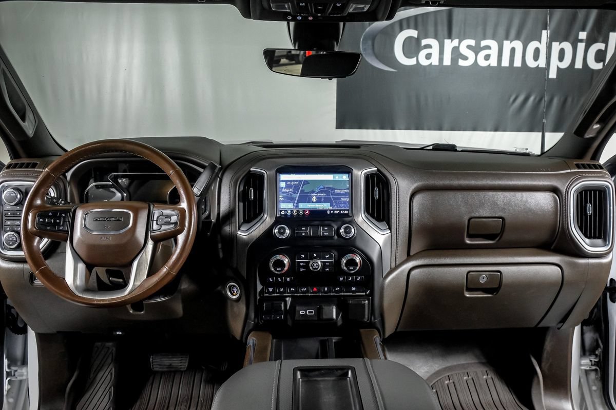 Used 2021 GMC Sierra 3500 Denali w/ Denali Ultimate Package AWD/4WD image 14