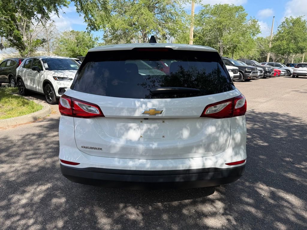 Used 2019 Chevrolet Equinox LS w/ LS Convenience Package image 5