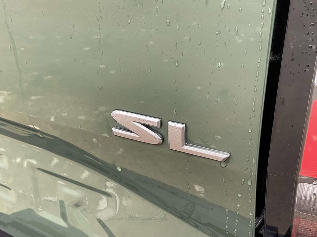 Used 2024 Nissan Frontier SL w/ Technology Package image 9