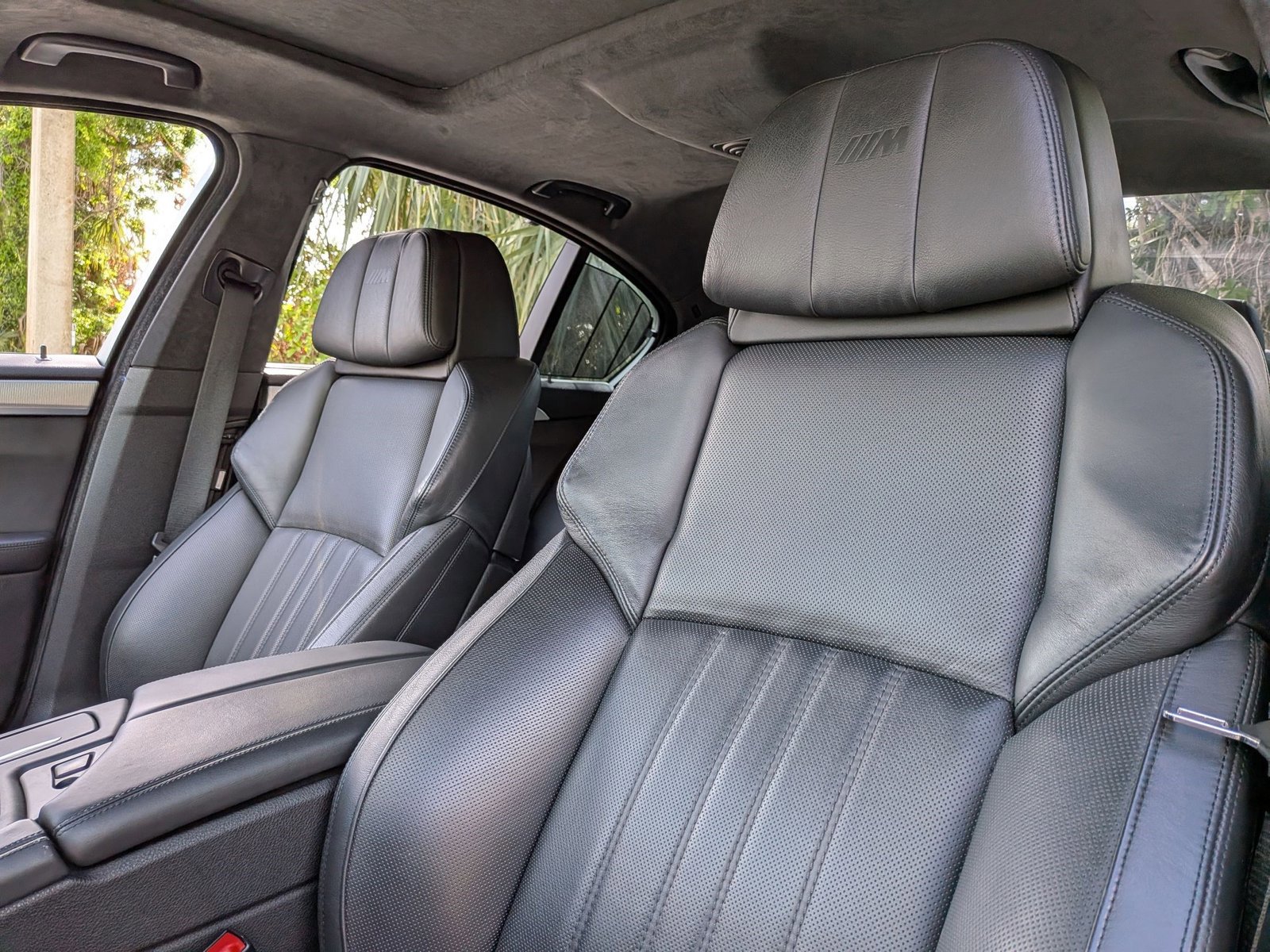 Used 2014 BMW M5 RWD image 14