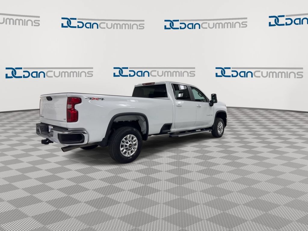 Used 2025 Chevrolet Silverado 2500 LT w/ Convenience Package AWD/4WD image 8
