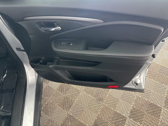 Certified 2025 Honda Ridgeline RTL image 25