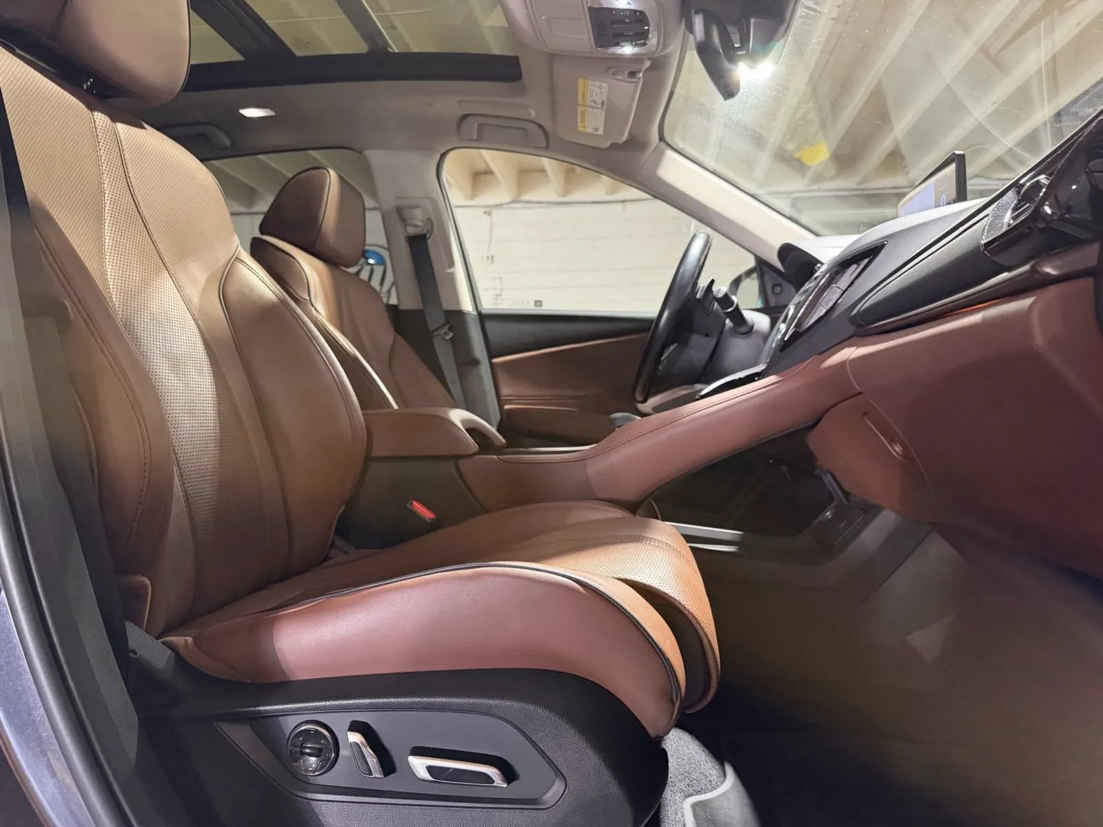Used 2020 Acura RDX w/ Advance Package AWD/4WD image 10