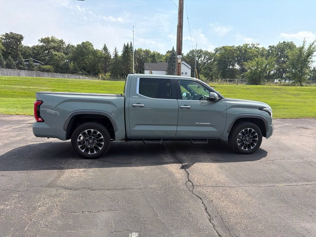 Used 2025 Toyota Tundra Limited AWD/4WD image 26