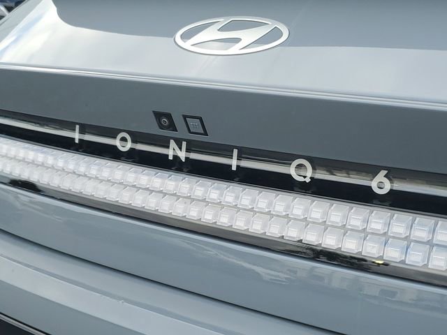 Used 2023 Hyundai Ioniq 6 Limited RWD image 6