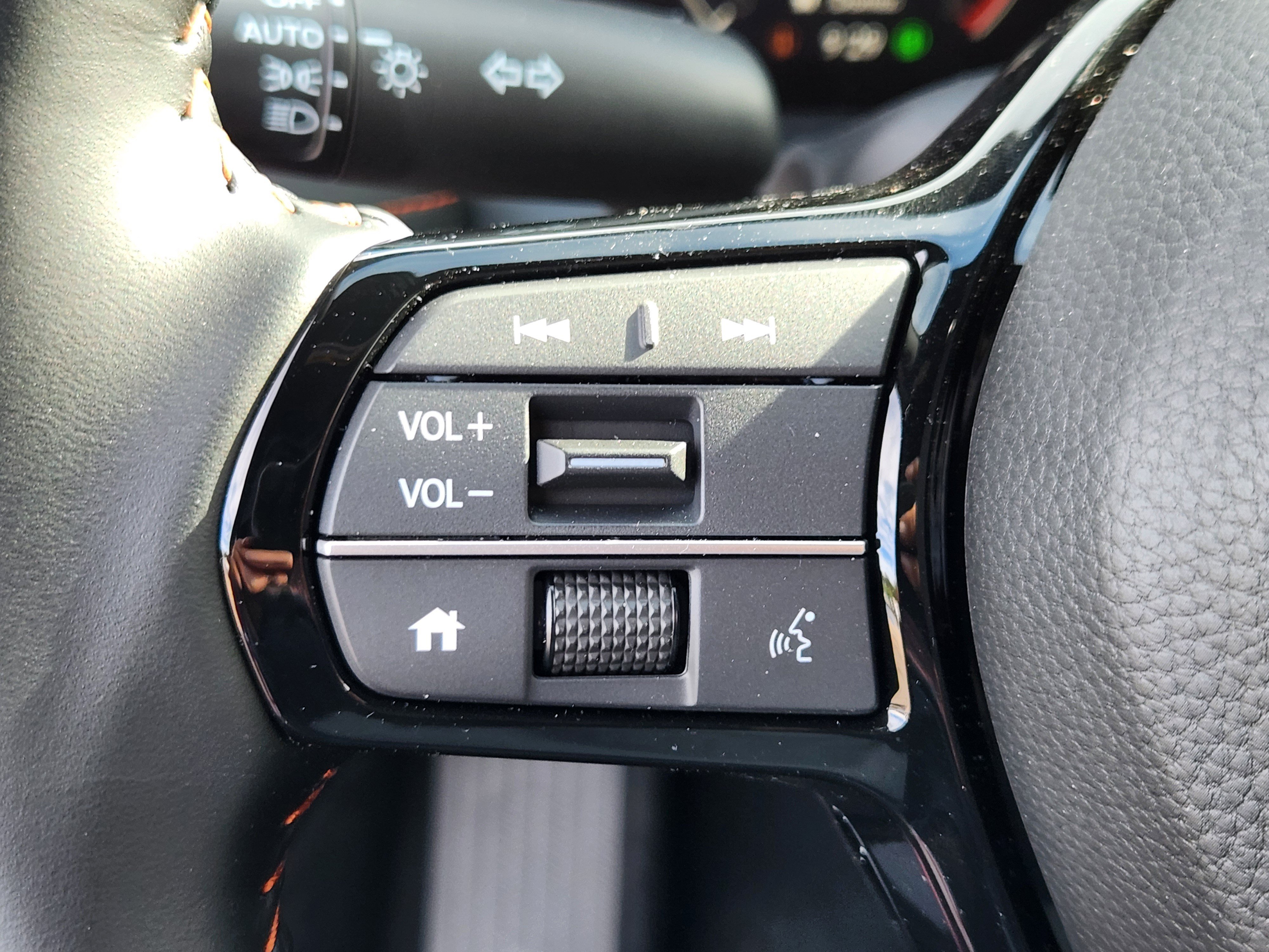 Certified 2027 Honda HR-V Sport image 22
