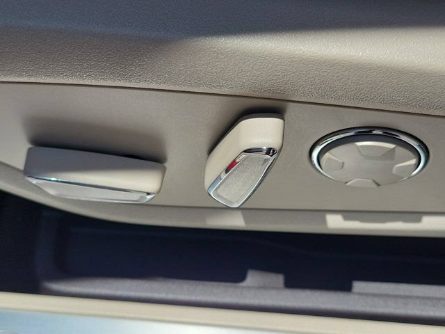 Certified 2019 Lincoln MKC Reserve FWD image 24