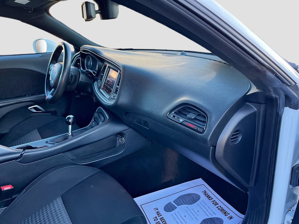 Used 2022 Dodge Challenger R/T Scat Pack RWD image 28